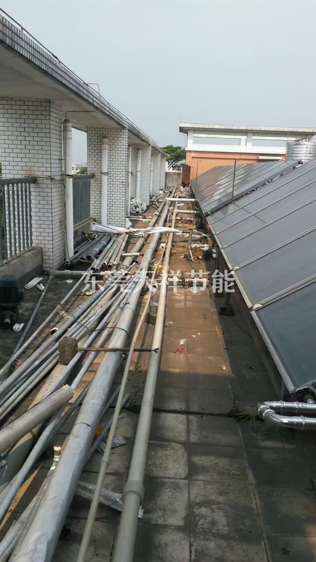 東莞市第一中學太陽能熱水系統(tǒng)改造工程 東莞市第一中學太陽能熱水系統(tǒng)改造工程