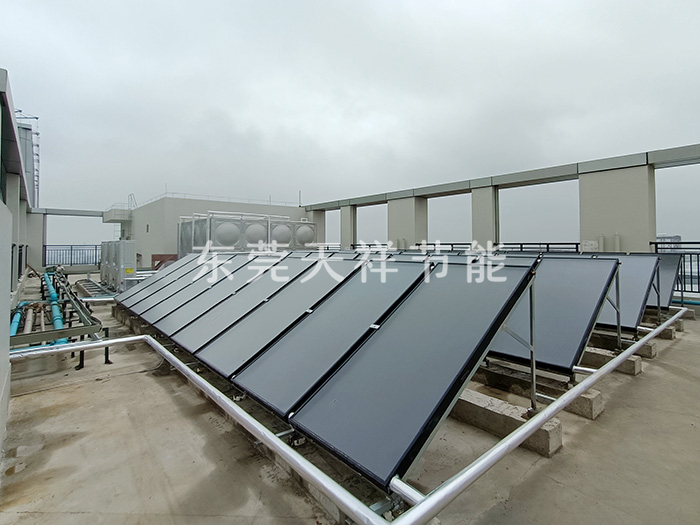 工廠宿舍太陽能聯(lián)合空氣能熱水系統(tǒng) 工廠宿舍太陽能聯(lián)合空氣能熱水系統(tǒng)